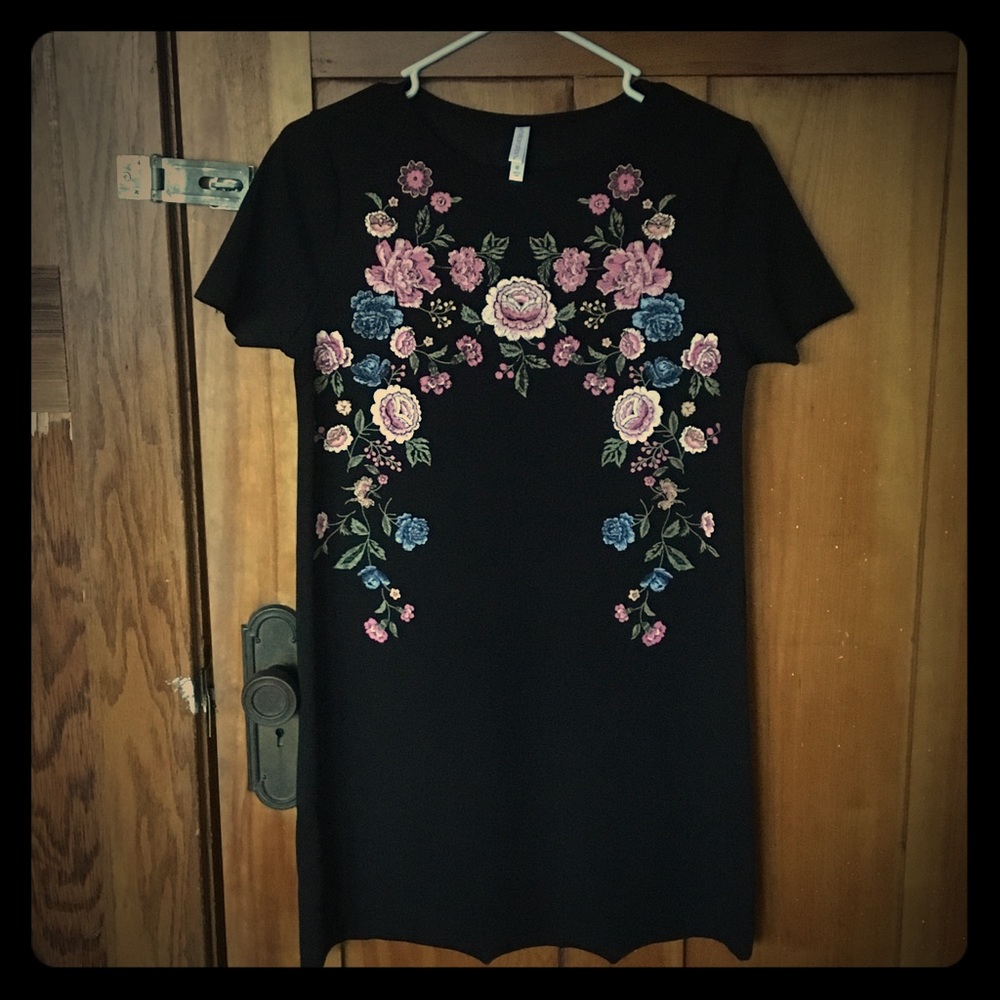 Black Cocktail Dress with Embroidery Detail